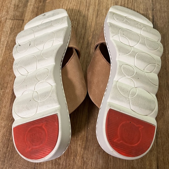 BORN WOMENS LEATHER SHOES - Picture 5 of 5